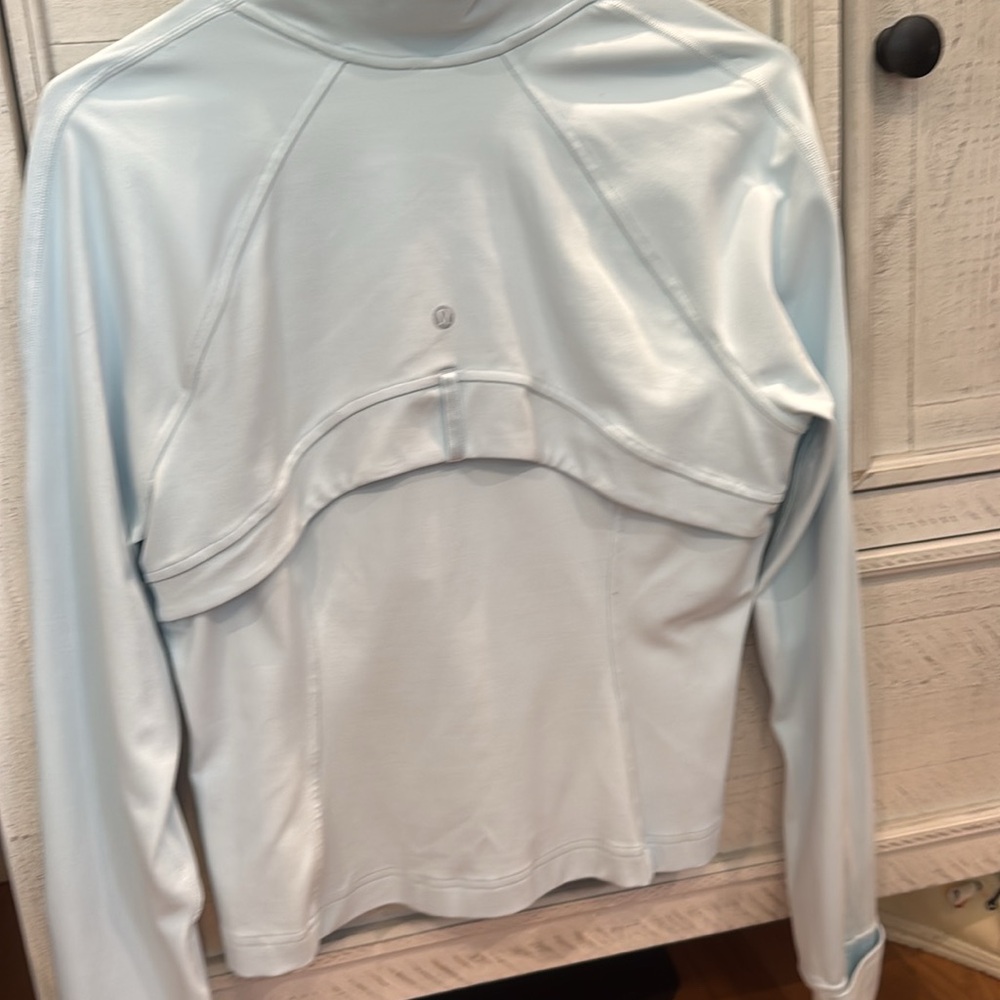 Lululemon Cropped Define Jacket - Picture 3 of 3